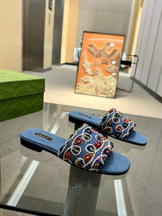 Picture of Gucci Slippers _SKUGuccisz35-41h08152230